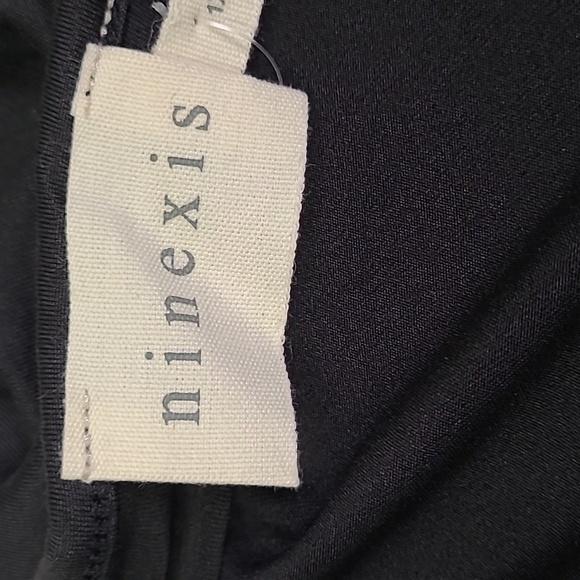 NINEXIS Camisole Black 1x - Picture 5 of 7